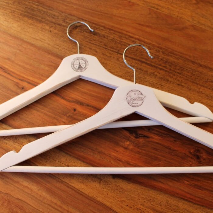 DIY Kleiderbügel aufhübschen mit Decal Folie als Transfertechnik