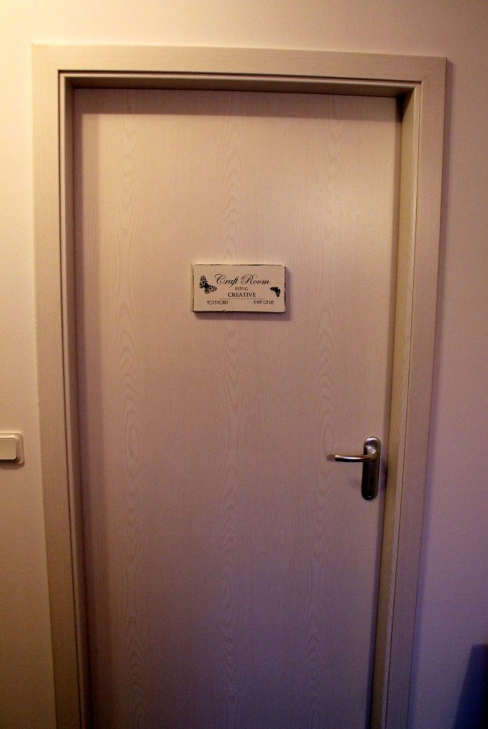 DIY, Basteln: Türschilder aus Holz mit Bildern mit Decal Folie als Transfertechnik, Wohndekoration - DIYCarinchen DIY, Basteln: Türschilder aus Holz mit Bildern mit Decal Folie als Transfertechnik, Wohndekoration - DIYCarinchen