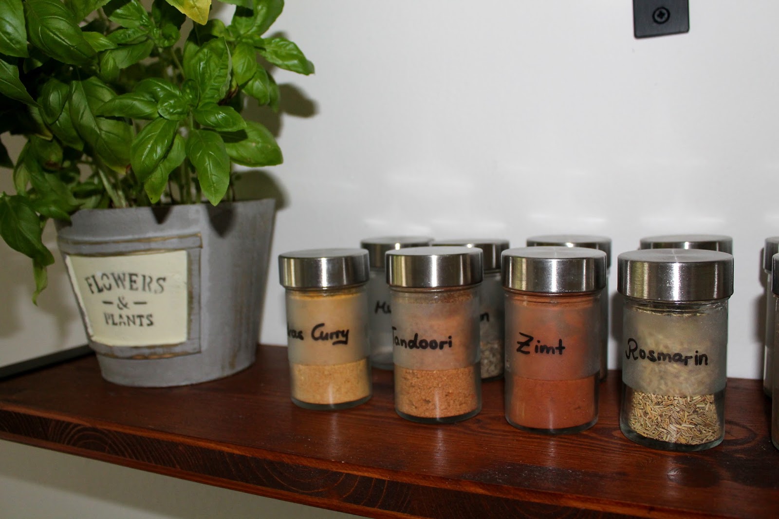 DIY Regal im Industrial Look, Ikea Hack