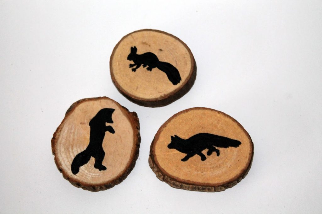 DIY, Basteln: Astscheiben Magnete Fuchs und Eichhörnchen in Herbstdekoration - DIYCarinchen DIY, Basteln: Astscheiben Magnete Fuchs und Eichhörnchen in Herbstdekoration - DIYCarinchen