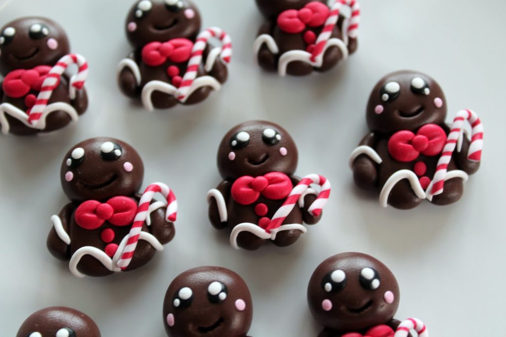 Fimo / Polymer Clay Lebkuchenmänner DIY, Basteln: Fimo / Polymer Clay Lebkuchenmänner und Zuckerstange in Schlüsselanhänger und Kettenanhänger - DIYCarinchen