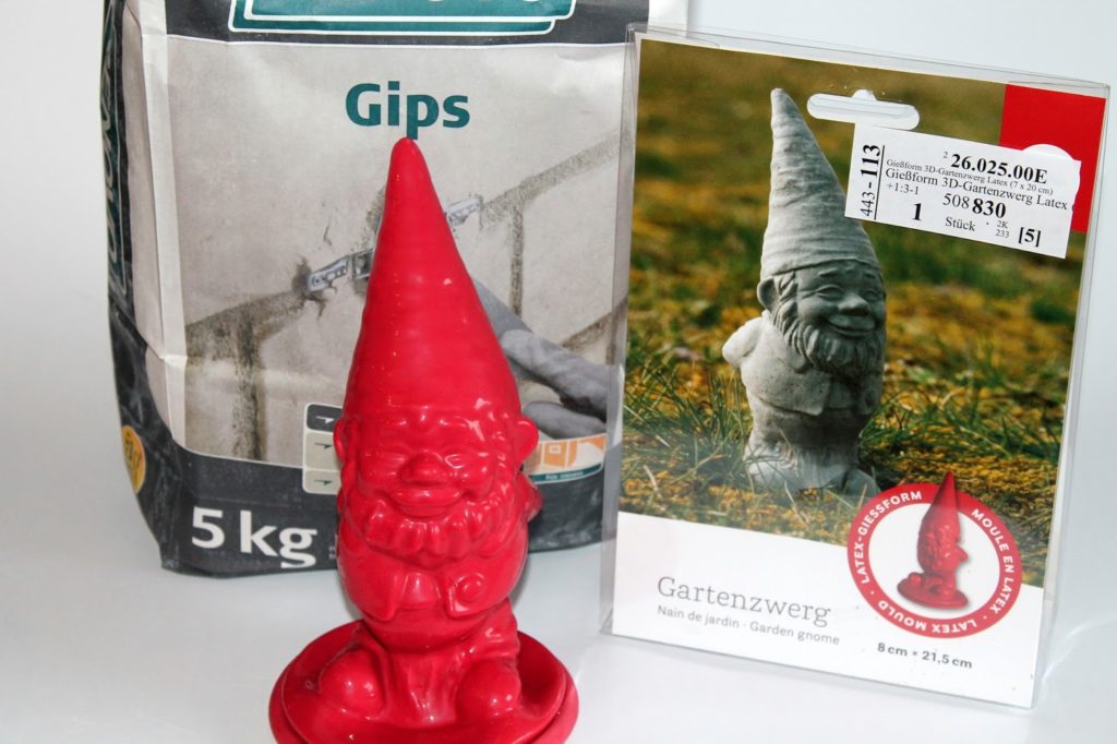 Beton, Gips Gartenzwerg DIY, Basteln: Gips / Beton Gartenzwerg in Gartendeko, Gießform - DIYCarinchen