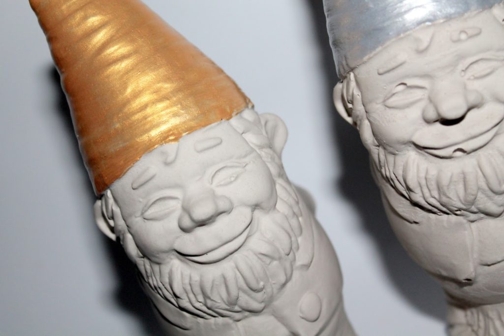 Beton, Gips Gartenzwerg DIY, Basteln: Gips / Beton Gartenzwerg in Gartendeko - DIYCarinchen