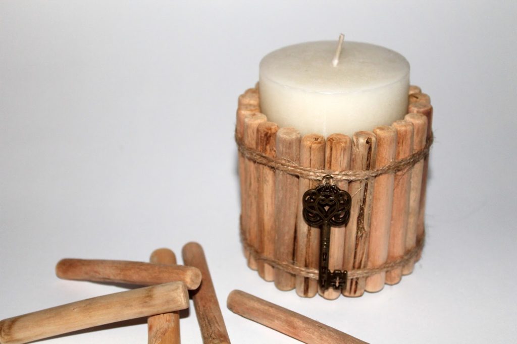 DIY, Basteln: Treibholzkerze als Geschenkidee und Wohndekoration - DIYCarinchen DIY, Basteln: Treibholzkerze als Geschenkidee und Wohndekoration - DIYCarinchen