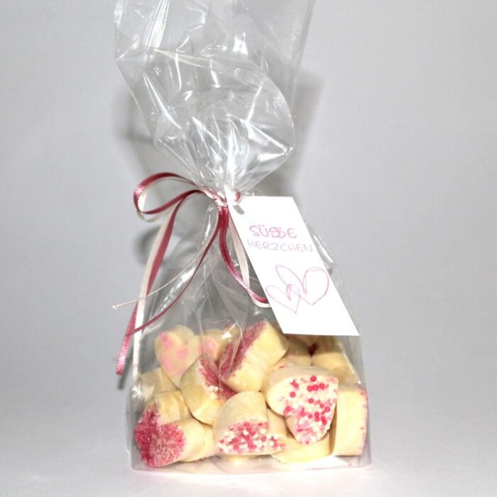 DIY süße Schokoherzen einfach selber machen - einfaches Rezept zum Valentinstag