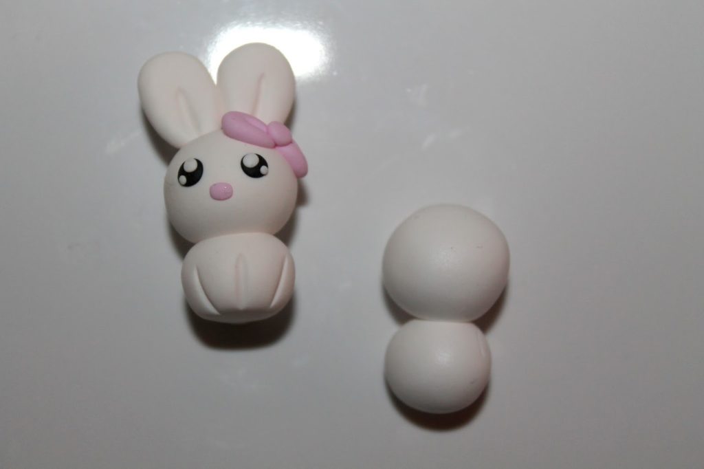 DIY, Basteln: Fimo / Polymer Clay Hase mit Karotte in Schlüsselanhänger und Kettenanhänger, Ostergeschenke - DIYCarinchen DIY, Basteln: Fimo / Polymer Clay Hase mit Karotte in Schlüsselanhänger und Kettenanhänger, Ostergeschenke - DIYCarinchen