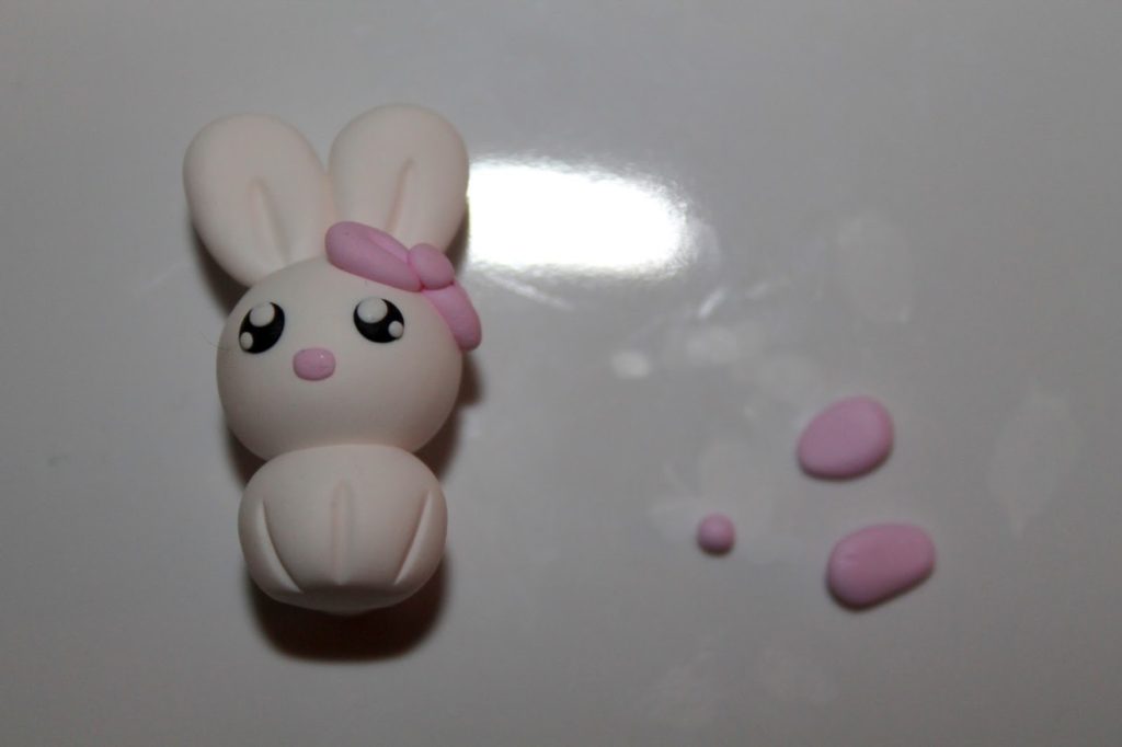 DIY, Basteln: Fimo / Polymer Clay Hase mit Karotte in Schlüsselanhänger und Kettenanhänger, Ostergeschenke - DIYCarinchen DIY, Basteln: Fimo / Polymer Clay Hase mit Karotte in Schlüsselanhänger und Kettenanhänger, Ostergeschenke - DIYCarinchen