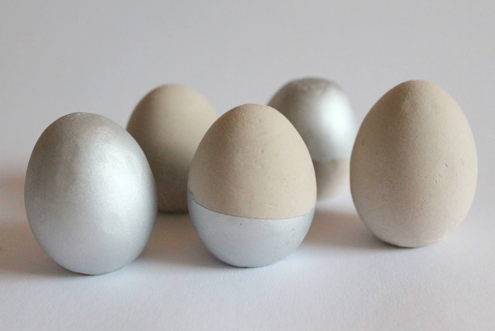 DIY Gips / Betoneier Osterdekoration ganz einfach selber machen