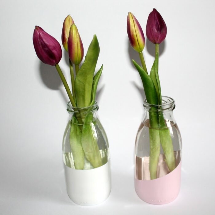 DIY Upcylcling / Recycling Vasen aus kleinen Milchflaschen einfach selber machen