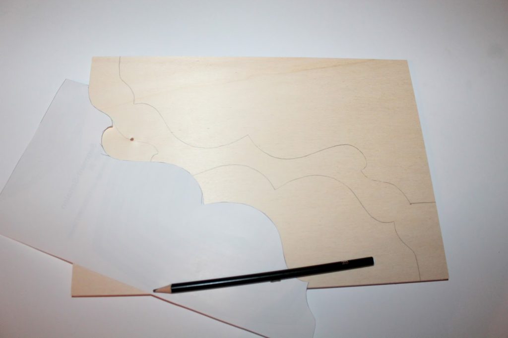 DIY, Basteln: Laubsägearbeit viktorianisches Regal aus Holz als Geschenkidee und Wohndekoration - DIYCarinchen DIY, Basteln: Laubsägearbeit viktorianisches Regal aus Holz als Geschenkidee und Wohndekoration - DIYCarinchen