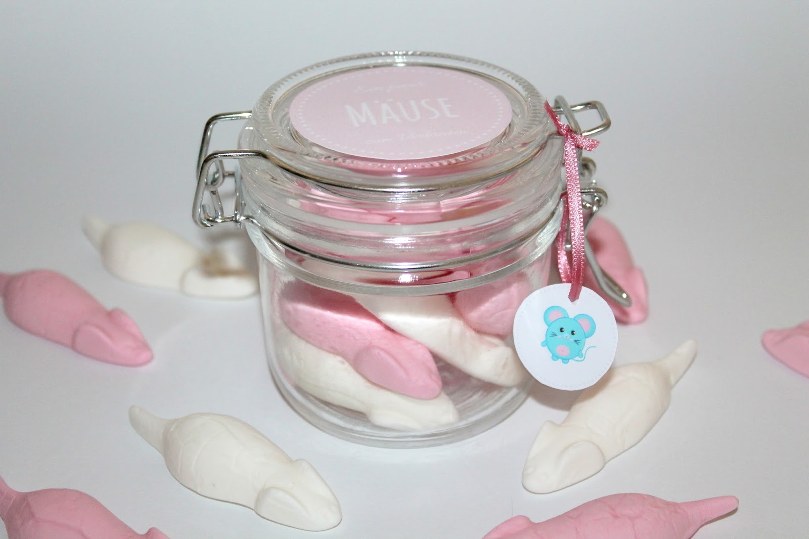Geldgeschenke ganz leich selber machen? Kein Problem mit diesem DIY - Geschenke aus dem Glas Mäuse {mit gratis Printable}