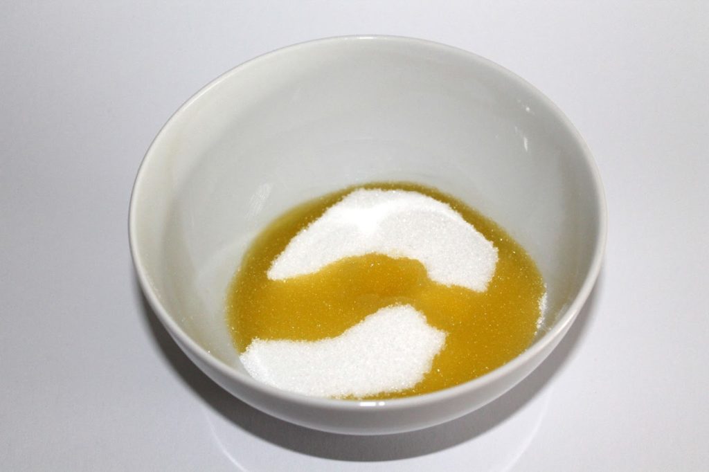 DIY, Basteln: Sugar Scrub / Zuckerpeeling Rose in Kosmetik als Geschenkidee und Wohndekoration - DIYCarinchen DIY, Basteln: Sugar Scrub / Zuckerpeeling Rose in Kosmetik als Geschenkidee und Wohndekoration - DIYCarinchen