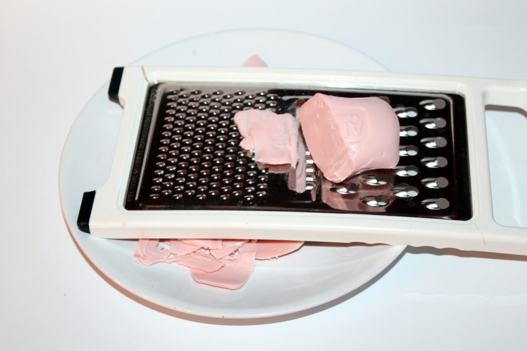 DIY, Basteln: Einmachglas Rosenblütenblätter + Free Printable in Geschenke aus dem Glas, Mitbringsel und Geschenkideen - DIYCarinchen DIY, Basteln: Einmachglas Rosenblütenblätter + Free Printable in Geschenke aus dem Glas, Mitbringsel und Geschenkideen - DIYCarinchen