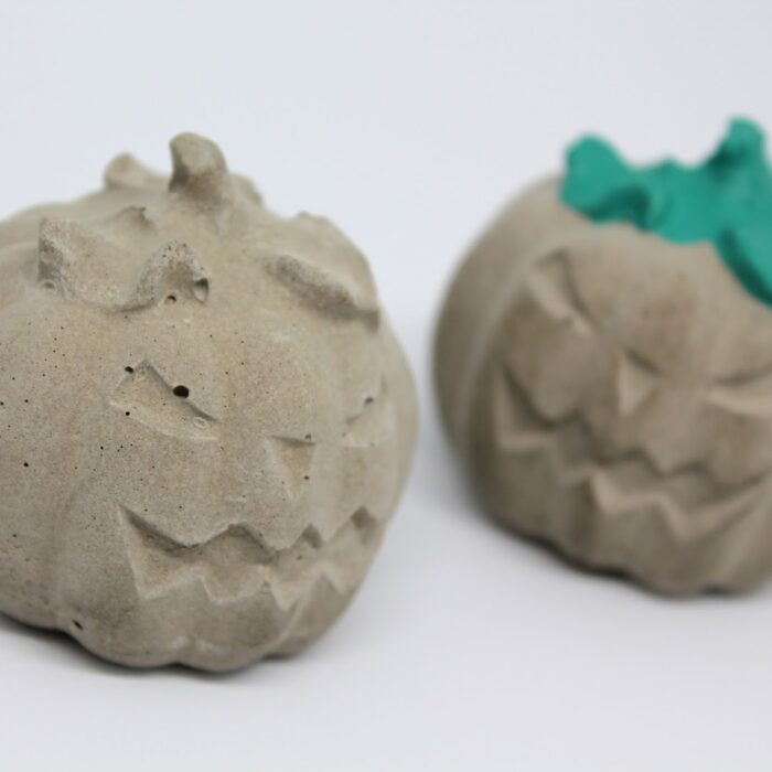 DIY Beton Kürbisse ganz einfach selber machen mit dieser Anleitung klappt die Herbstdekoration!