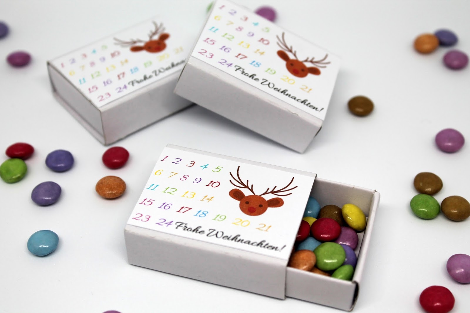 Tolles Geschenk: DIY Adventskalender in einer Streichholzschachtel {mit gratis Printable}