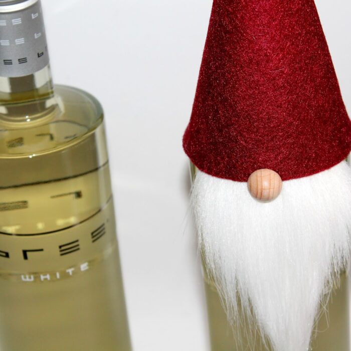DIY Weinflaschenhut - Weihnachtswichtel selber machen / Weihnachtszeit ist Geschenkezeit