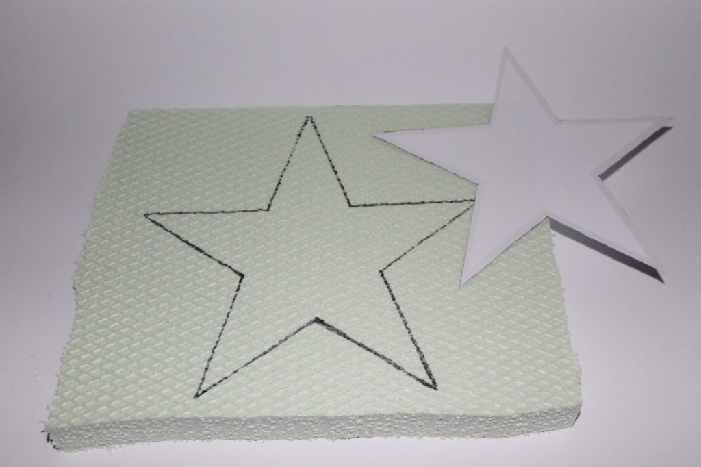 DIY, Basteln: Gips / Beton Sterne als Dekoration, Gartendekoration, Weihnachtsdekoration und Geschenkidee - DIYCarinchen DIY, Basteln: Gips / Beton Sterne als Dekoration, Gartendekoration, Weihnachtsdekoration und Geschenkidee - DIYCarinchen