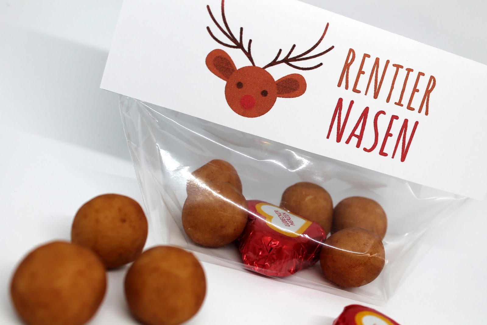 DIY Rentiernasen {mit gratis Printable} / Last Minute Geschenkidee zu Weihnachten