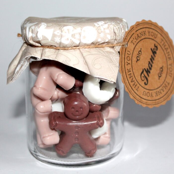 Total süßes DIY: Coole Seife Lebkuchenmänner und Zuckerstangen selber gießen