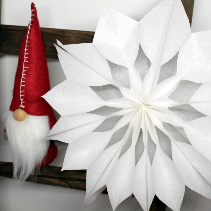 Last Minute DIY: Geschenkidee zu Weihnachten, Weihnachtssterne aus Brottüten in weniger als 5 Minuten! ☆