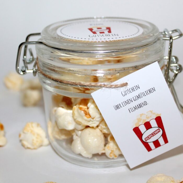 Die perfekte Kinogutschein Verpackung: DIY Popcorn mit kostenlosem Etikett zum Ausdrucken, einfacher geht es kaum!