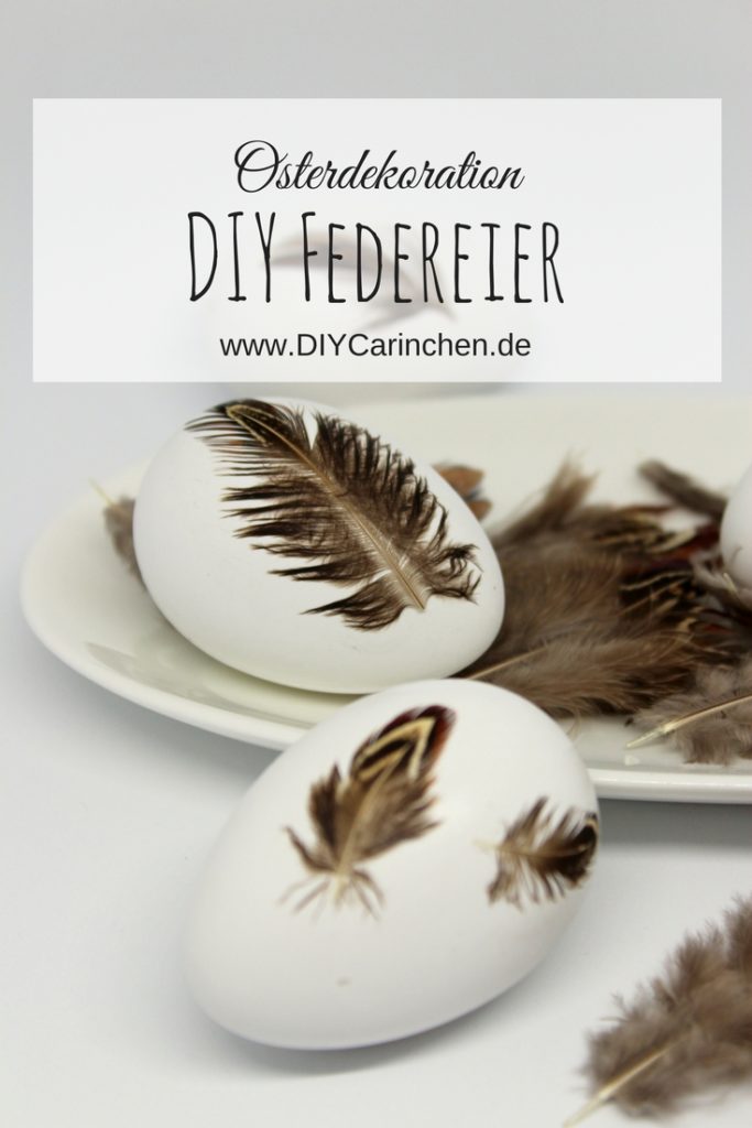 Schnelle Osterdekoration selber machen: DIY Ostereier mit Federn bekleben Schnelle Osterdekoration selber machen: DIY Ostereier mit Federn bekleben