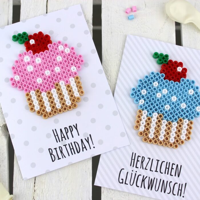 DIY Geburtstagkarten aus Hama Bügelperlen selber machen + kostenlose Vorlage - die perfekte Geschenkidee zum Geburtstag