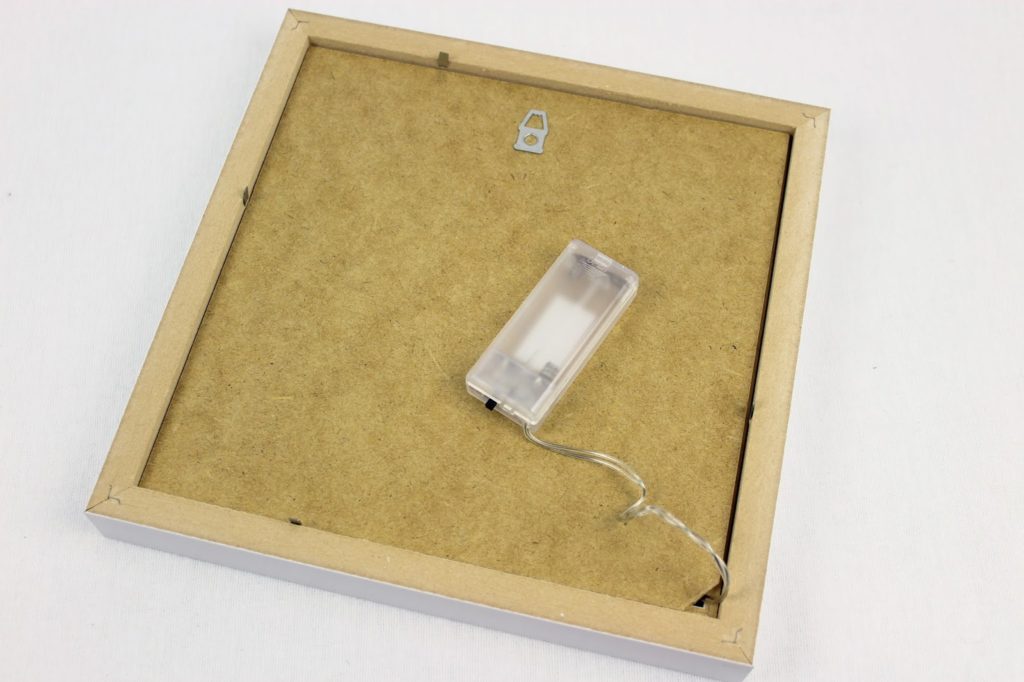 DIY Lightbox / Lichterbox ganz einfach selbermachen - immer eine tolle Dekoration DIY Lightbox / Lichterbox ganz einfach selbermachen - immer eine tolle Dekoration