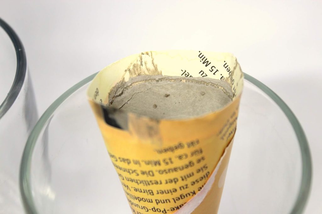 DIY Beton Ringhalter ganz einfach selbermachen - eine tolle Schmuckaufbewahrung DIY Beton Ringhalter ganz einfach selbermachen - eine tolle Schmuckaufbewahrung