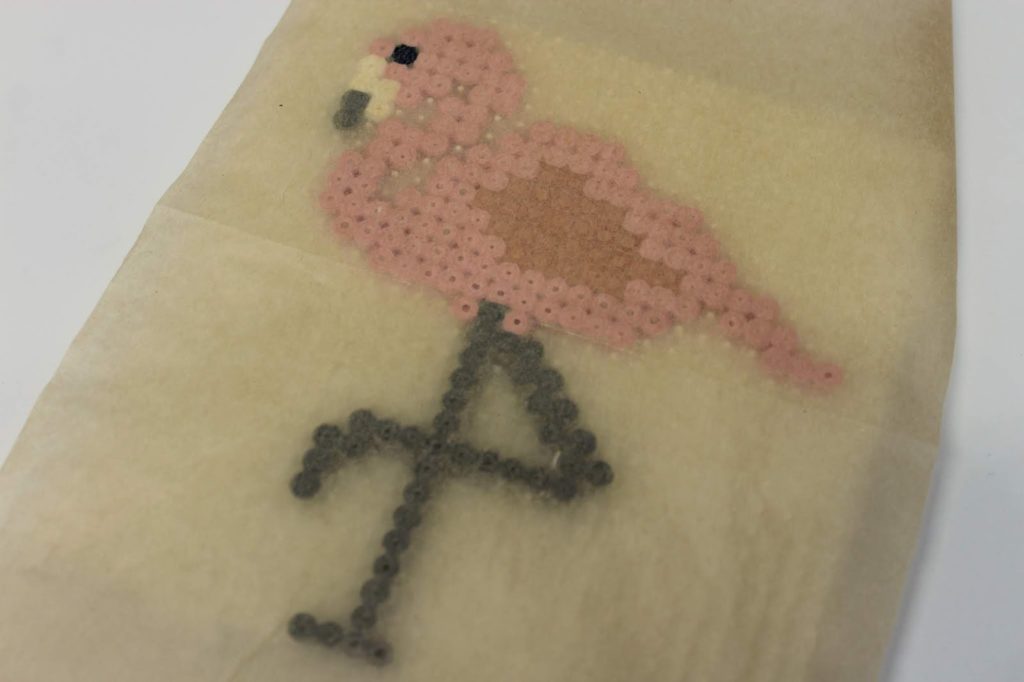 DIY: 3 geniale, schnelle und einfache Flamingo Bastelideen - Bügelperlen Flamingo DIY: 3 geniale, schnelle und einfache Flamingo Bastelideen - Bügelperlen Flamingo