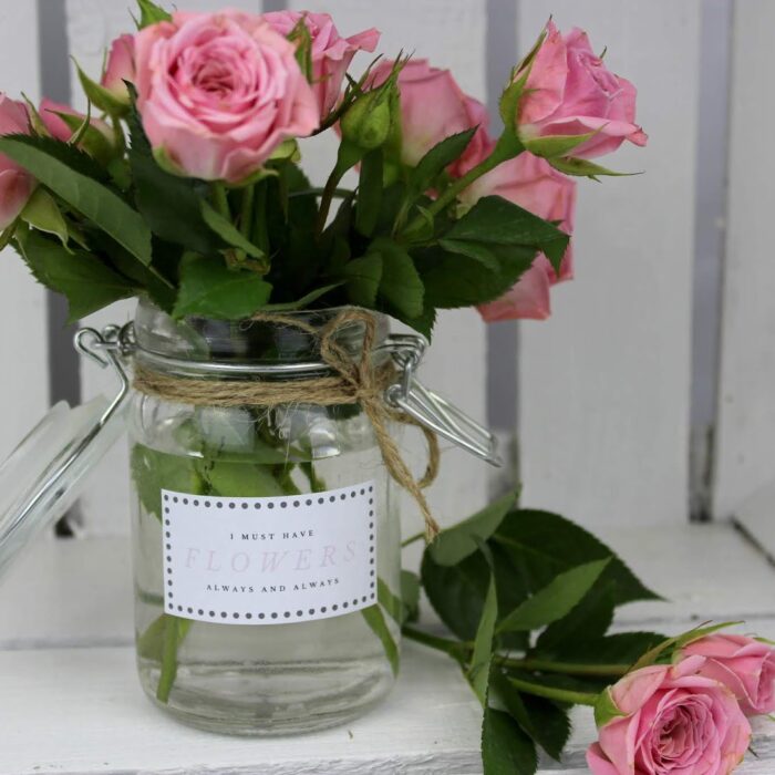 DIY: Vase aus einem Einmachglas selber machen - wunderschöne, kleine Deko + kostenlose Vorlage