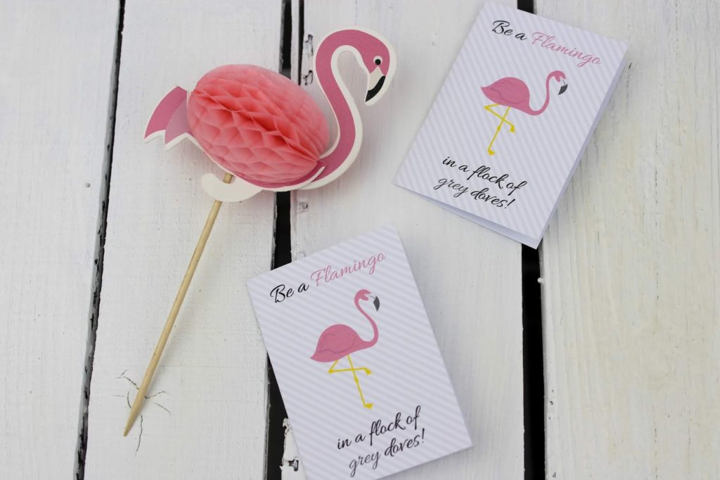 DIY: 3 geniale, schnelle und einfache Flamingo Bastelideen - Flamingo Geschenkkarte DIY: 3 geniale, schnelle und einfache Flamingo Bastelideen - Flamingo Geschenkkarte