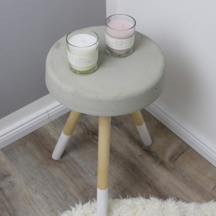 DIY Beistelltisch / Hocker aus Beton selber machen - eine wunderschöne Deko für jeden Raum