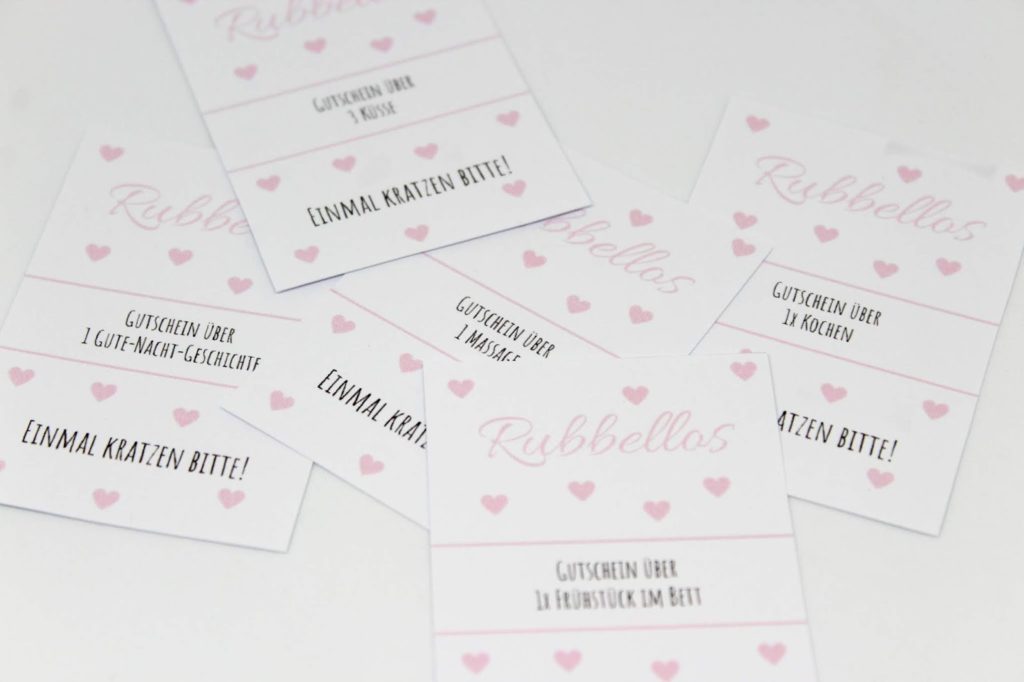 DIY Rubellose ganz einfach selbermachen - eine geniale Geschenkidee (+ 6 kostenlose Vorlagen) DIY Rubellose ganz einfach selbermachen - eine geniale Geschenkidee (+ 6 kostenlose Vorlagen)