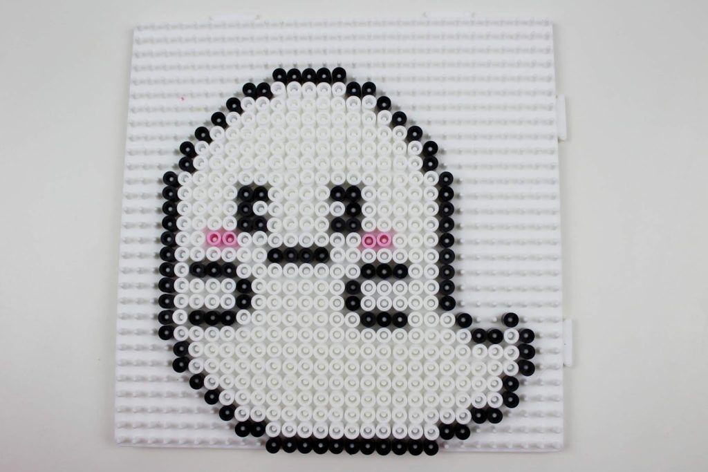 DIY Anleitung: süße Halloween Gespenster und Kürbis Glasuntersetzer ganz einfach selber machen - perfekte Bastelidee für eure Halloween Party DIY Anleitung: süße Halloween Gespenster und Kürbis Glasuntersetzer ganz einfach selber machen - perfekte Bastelidee für eure Halloween Party