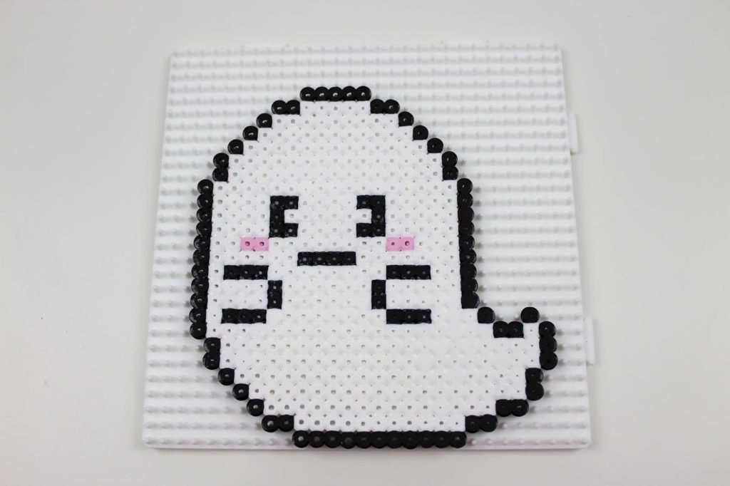 DIY Anleitung: süße Halloween Gespenster und Kürbis Glasuntersetzer ganz einfach selber machen - perfekte Bastelidee für eure Halloween Party DIY Anleitung: süße Halloween Gespenster und Kürbis Glasuntersetzer ganz einfach selber machen - perfekte Bastelidee für eure Halloween Party