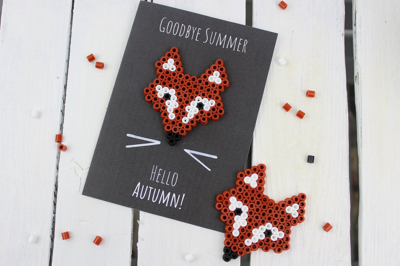 DIY Fuchs Bügelperlen Geschenkkarte - schnelle Bastelidee für den Herbst (+ gratis Vorlage)