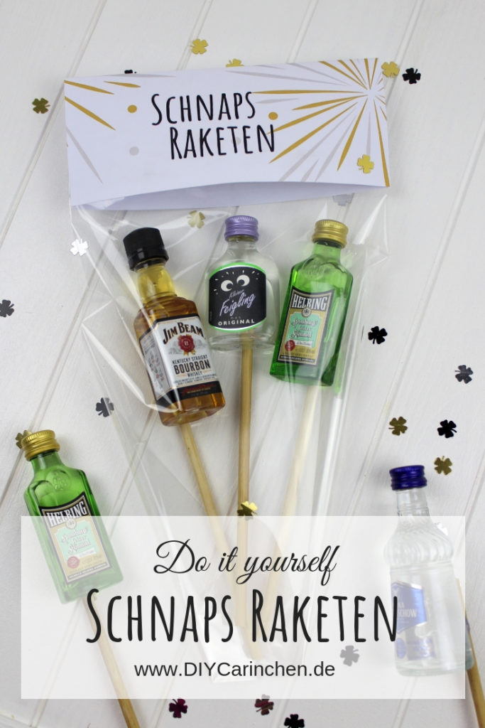 DIY Schnaps Raketen ganz einfach selber machen - die perfekte Geschenkidee für Silvester und eure Silversterfeier DIY Schnaps Raketen ganz einfach selber machen - die perfekte Geschenkidee für Silvester und eure Silversterfeier