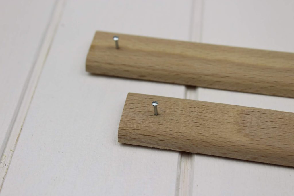 DIY Posterleiste aus Holz in wenigen Schritten selber machen - die perfekte Wanddeko DIY Posterleiste aus Holz in wenigen Schritten selber machen - die perfekte Wanddeko