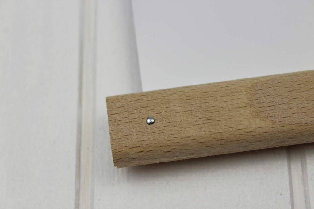 DIY Posterleiste aus Holz in wenigen Schritten selber machen - die perfekte Wanddeko DIY Posterleiste aus Holz in wenigen Schritten selber machen - die perfekte Wanddeko