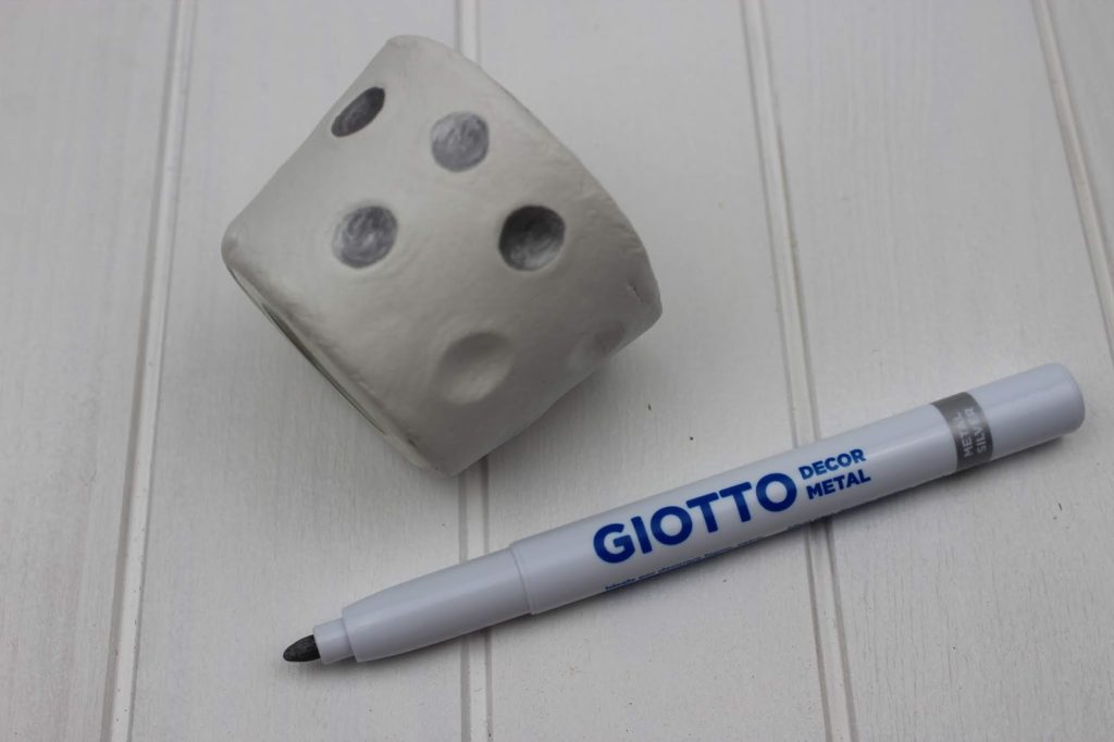 DIY: Struktur Vase und Teelichter aus Modelliermasse in wenigen Schritte selber machen DIY: Struktur Vase und Teelichter aus Modelliermasse in wenigen Schritte selber machen