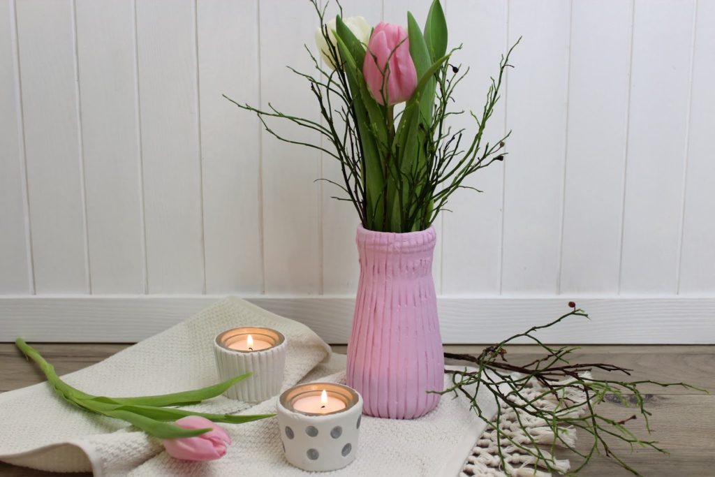 DIY: Struktur Vase und Teelichter aus Modelliermasse in wenigen Schritte selber machen DIY: Struktur Vase und Teelichter aus Modelliermasse in wenigen Schritte selber machen