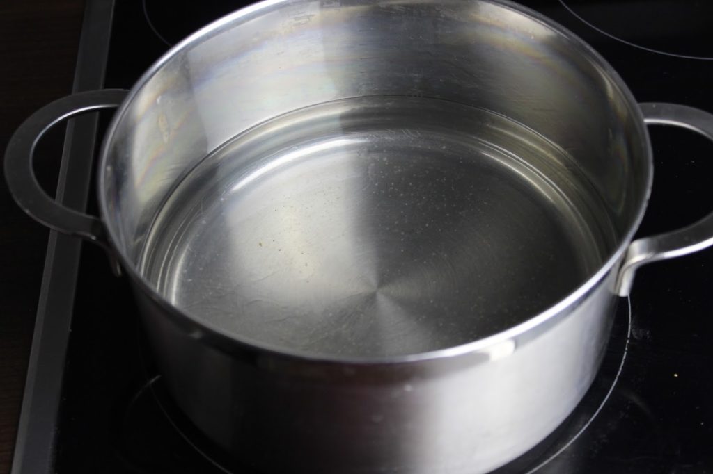 DIY Anleitung: Kerzen selber gießen / machen + Tipps und Tricks DIY Anleitung: Kerzen selber gießen / machen + Tipps und Tricks