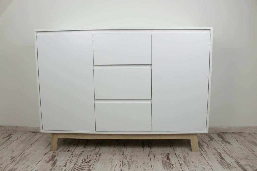 DIY: Möbel Upcycling - Möbelfolie trocken verkleben mit ausführlicher Anleitung inkl. Tipps und Tricks DIY: Möbel Upcycling - Möbelfolie trocken verkleben mit ausführlicher Anleitung inkl. Tipps und Tricks