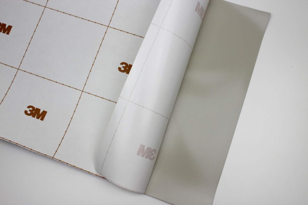 DIY: Möbel Upcycling - Möbelfolie trocken verkleben mit ausführlicher Anleitung inkl. Tipps und Tricks DIY: Möbel Upcycling - Möbelfolie trocken verkleben mit ausführlicher Anleitung inkl. Tipps und Tricks