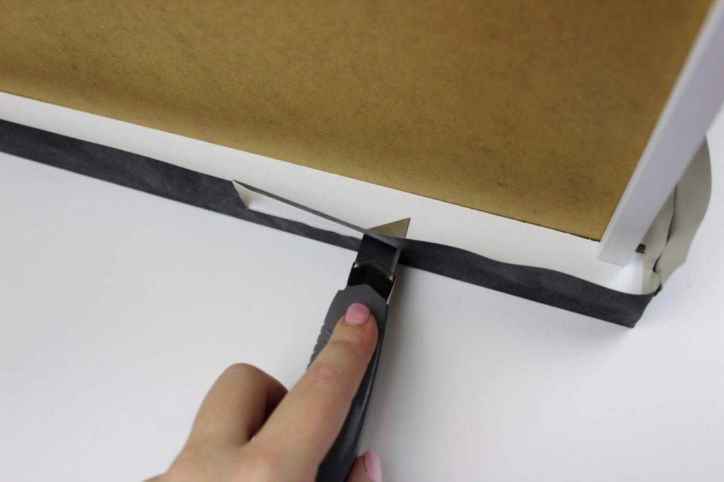 DIY: Möbel Upcycling - Möbelfolie trocken verkleben mit ausführlicher Anleitung inkl. Tipps und Tricks DIY: Möbel Upcycling - Möbelfolie trocken verkleben mit ausführlicher Anleitung inkl. Tipps und Tricks