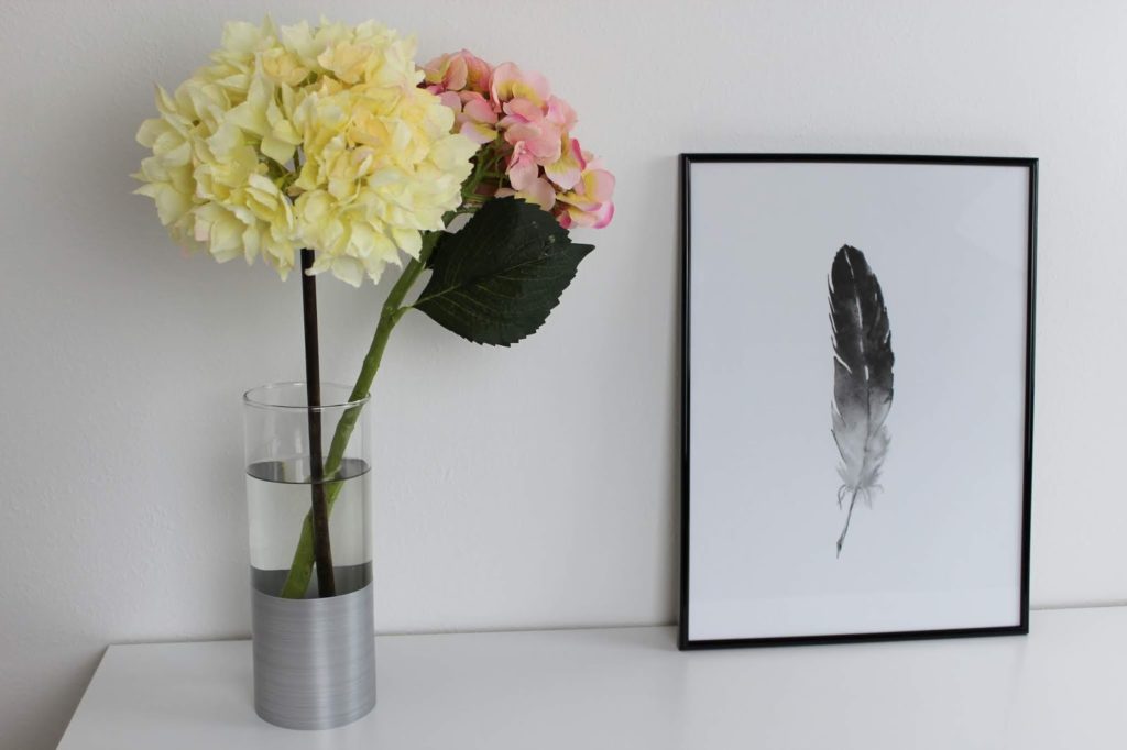 DIY: Möbel Upcycling - Möbelfolie trocken verkleben mit ausführlicher Anleitung inkl. Tipps und Tricks DIY: Möbel Upcycling - Möbelfolie trocken verkleben mit ausführlicher Anleitung inkl. Tipps und Tricks