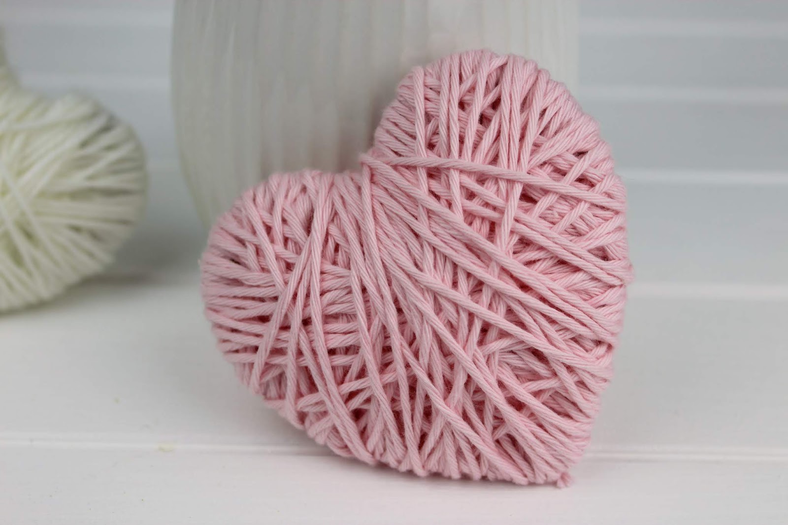 selbstgemachte Wollherzen