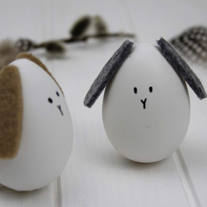 DIY: Osterhasen im Ei-Gewand selber machen – super schnelle Osterdeko
