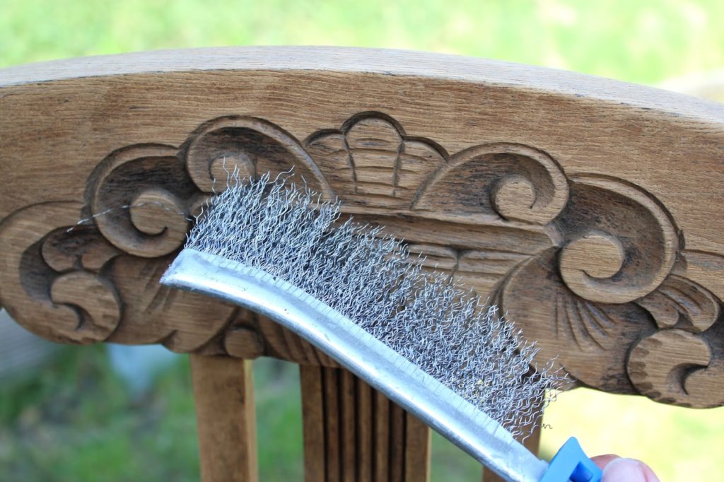 DIY: Blumenstuhl in Shabby Chic ganz einfach selber machen und bepflanzen - ausgefallene Gartendeko DIY: Blumenstuhl in Shabby Chic ganz einfach selber machen und bepflanzen - ausgefallene Gartendeko